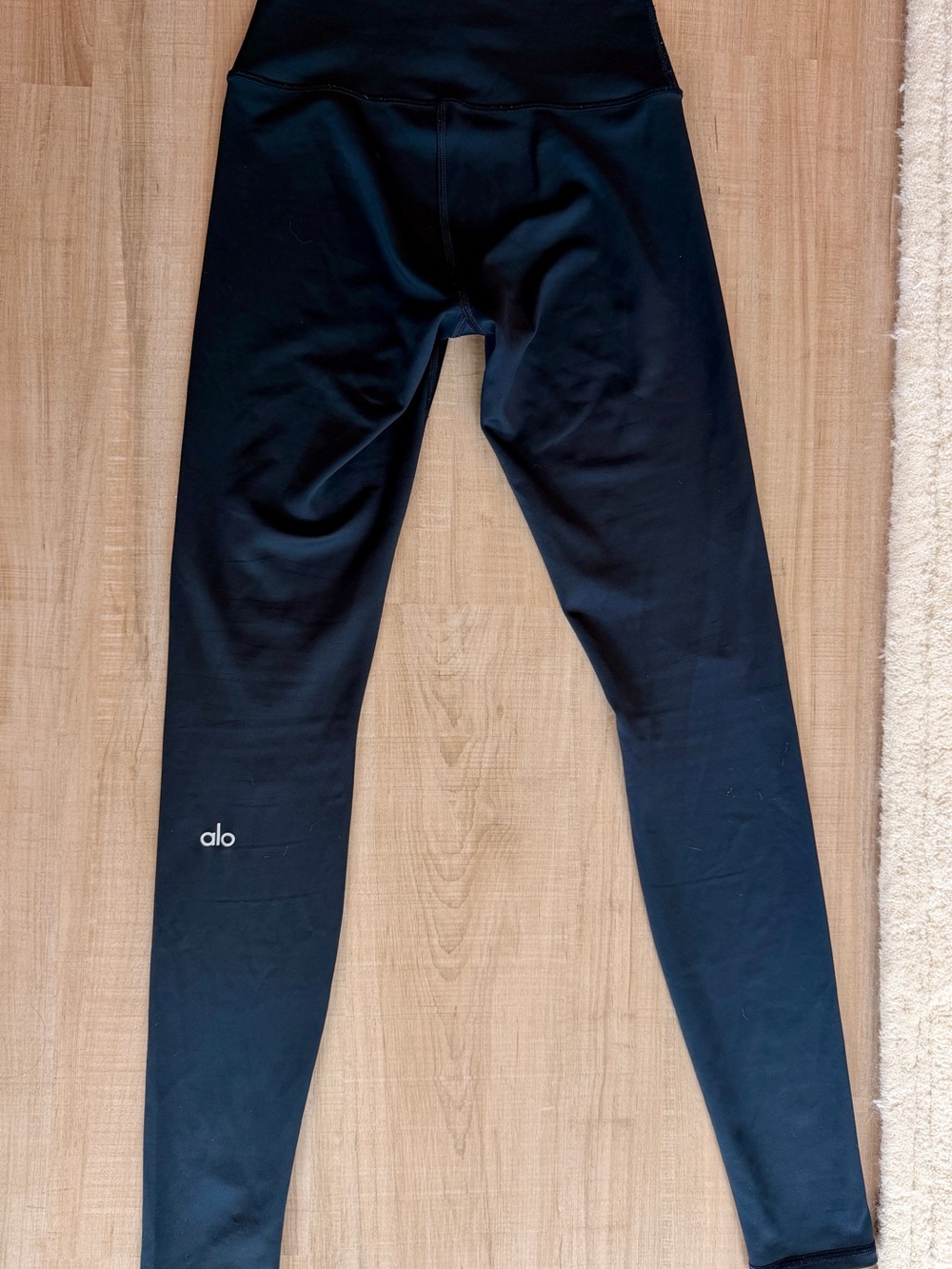 ALO Yoga Black Leggings size S